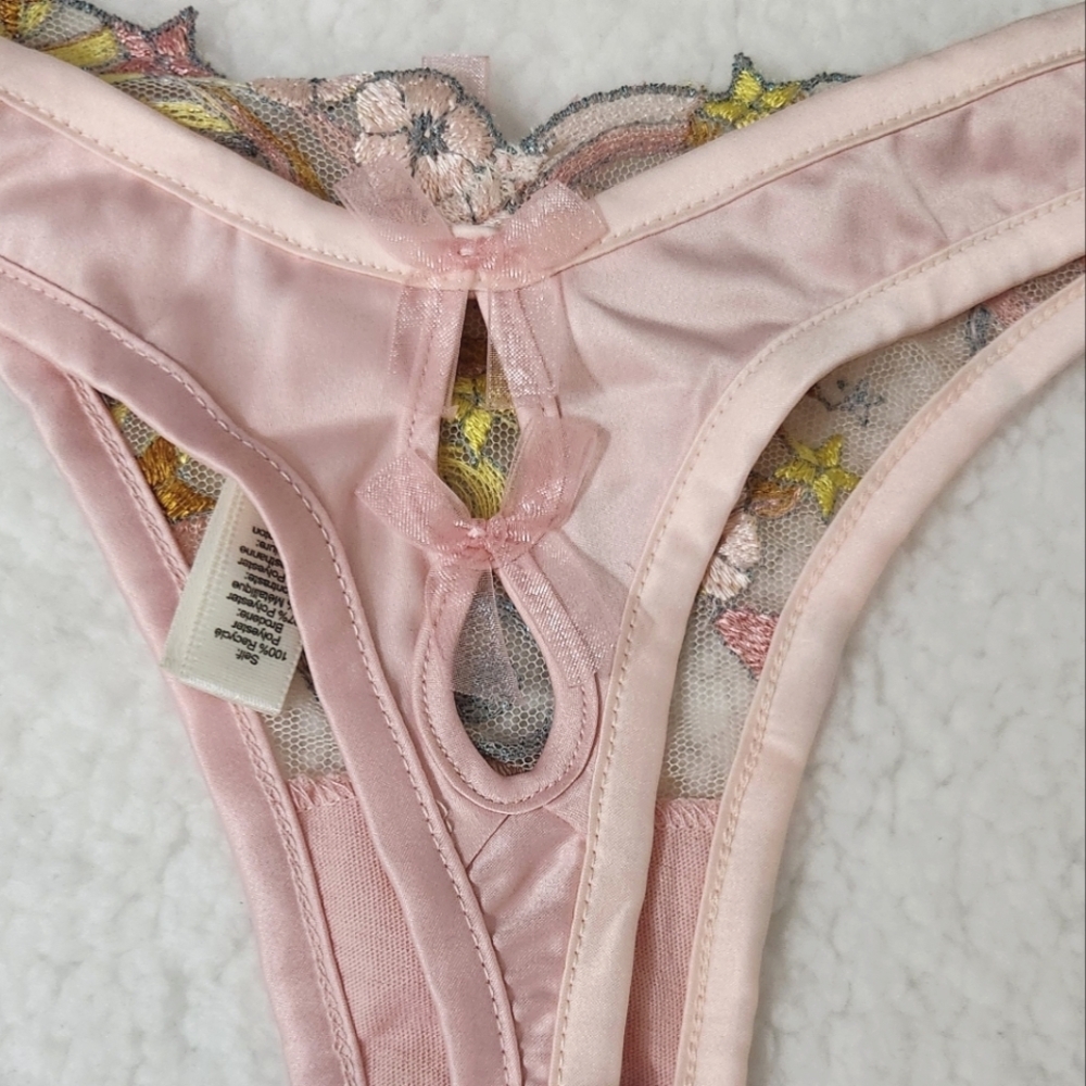New!For Love and Lemons Swirly Star High Waist Thong Panty - Picture 10 of 12
